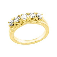Charger l&#39;image dans la galerie, Bande d&#39;anniversaire 14K jaune 1 CTW diamant 5 pierres
