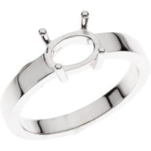 Load image into Gallery viewer, Sterling Silver 7x5 mm Horizontal Oval Cabochon Ring Mounting

