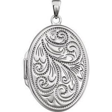 Charger l&#39;image dans la galerie, Oval Locket 
