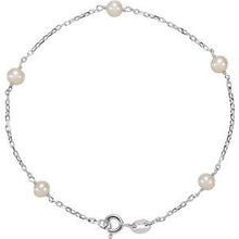 Load image into Gallery viewer, Sterling Silver Freshwater Cultured Pearl Station 7&quot; Bracelet
