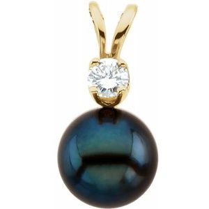 Accented Pearl Pendant 