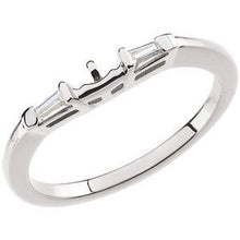 Charger l'image dans la galerie, Sterling Silver Cubic Zirconia Band
