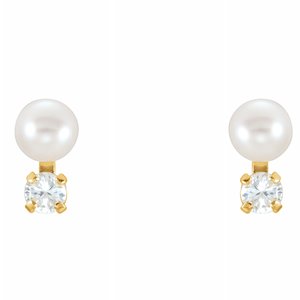 Youth Accented Pearl Earrings