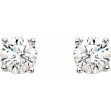 Charger l&#39;image dans la galerie, Round 4-Prong Stud Earrings
