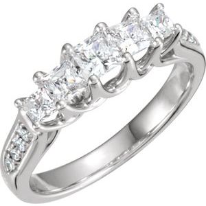 Bande d'anniversaire en diamant 14K blanc 7/8 CTW