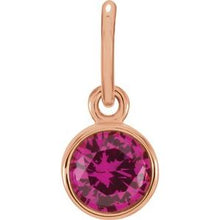 Charger l&#39;image dans la galerie, 14K Rose 4 mm Round Imitation Ruby Birthstone Charm
