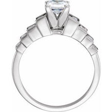 Charger l'image dans la galerie, Baguette Accented Engagement Ring or Band
