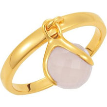 Load image into Gallery viewer, 18K Yellow Vermeil Rose Chalcedony Ring Size 6
