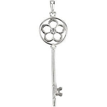 Load image into Gallery viewer, Fashion Key Pendant with a Floral
