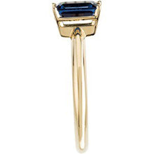 Load image into Gallery viewer, Genuine Blue Sapphire Ring
