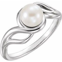 Load image into Gallery viewer, Sterling Silver Freshwater Cultured Pearl Ring
