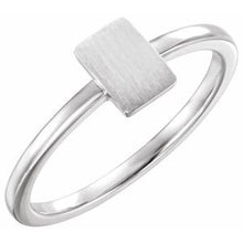 Charger l'image dans la galerie, Sterling Silver 7x5 mm Rectangle Signet Ring
