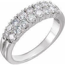 Charger l&#39;image dans la galerie, 14K White 1 CTW Diamond Anniversary Band
