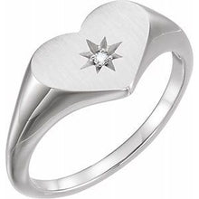 Charger l'image dans la galerie, Sterling Silver .01 CT Diamond 11.9 mm Heart Starburst Ring
