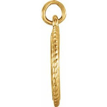 Load image into Gallery viewer, 18K Yellow Vermeil Engravable Round Rope Pendant
