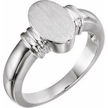 Charger l'image dans la galerie, Sterling Silver 11.1x7.1 mm Oval Signet Ring
