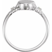 Charger l'image dans la galerie, Sterling Silver .03 CTW Diamond 12x8 mm Oval Fleur-de-lis Signet Ring
