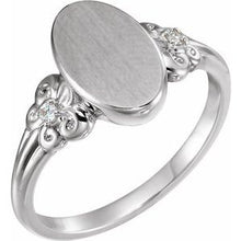 Charger l'image dans la galerie, Sterling Silver .03 CTW Diamond 12x8 mm Oval Fleur-de-lis Signet Ring
