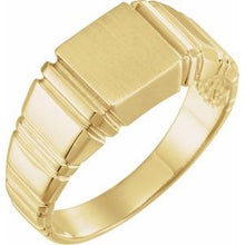 Load image into Gallery viewer, 18K Yellow 11 mm Square Signet Ring
