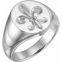 Charger l'image dans la galerie, Sterling Silver 16x11 Oval Fleur-de-lis Signet Ring

