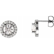 Charger l&#39;image dans la galerie, Boucles d&#39;oreilles style halo diamant platine 2 1/5 CTW
