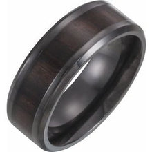 Charger l&#39;image dans la galerie, Black Titanium 8 mm Beveled-Edge Band with Wood Inlay Size 7
