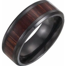 Charger l&#39;image dans la galerie, Black Titanium 8 mm Beveled-Edge Band with Wood Inlay Size 6
