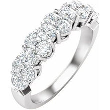 Charger l&#39;image dans la galerie, 14K White 1 CTW Diamond Anniversary Band
