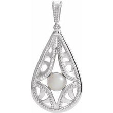 Load image into Gallery viewer, Sterling Silver Vintage-Inspired Freshwater Cultured Pearl Pendant
