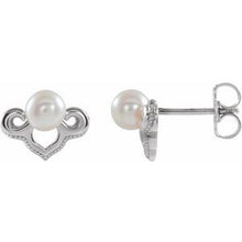 Load image into Gallery viewer, Sterling Silver Freshwater Cultured Pearl Earrings

