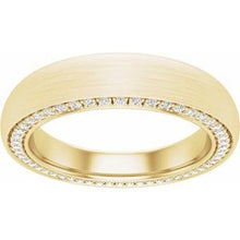 Charger l&#39;image dans la galerie, 14K Jaune 4 mm 1/2 CTW Diamond Band avec finition satinée Taille 5
