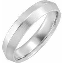 Charger l&#39;image dans la galerie, Sterling Silver 5 mm Knife-Edge Band with Satin Finish Size 7
