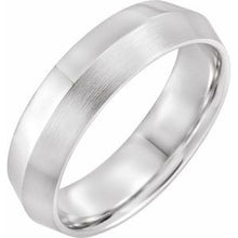 Charger l&#39;image dans la galerie, Sterling Silver 6 mm Knife-Edge Band with Satin Finish Size 6

