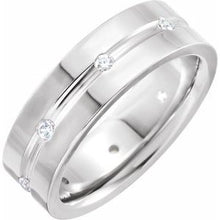 Charger l'image dans la galerie, Platinum 1/6 CTW Diamond Grooved Band Taille 7,5
