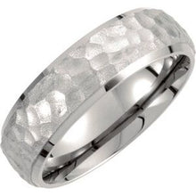 Load image into Gallery viewer, Titanium 7 mm Hammered Finish Beveled Edge Band  Size 6
