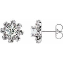 Charger l&#39;image dans la galerie, Boucles d&#39;oreilles style halo en platine 1 diamant CTW
