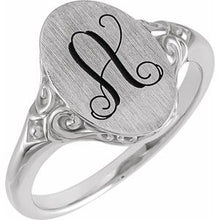Load image into Gallery viewer, Oval Signet Ring
