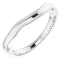 Charger l'image dans la galerie, Sterling Silver Band 7 mm Round Ring
