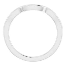 Charger l'image dans la galerie, Sterling Silver Band 6 x 4 mm Emerald Ring
