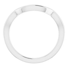 Charger l'image dans la galerie, Sterling Silver Band 10 x 8 mm Emerald Ring
