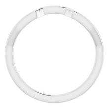 Charger l'image dans la galerie, Sterling Silver Band for 6 mm Cushion Ring
