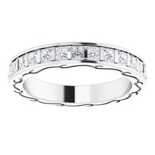 Charger l&#39;image dans la galerie, 14K White 7/8 CTW Diamond Square Eternity Band Taille 6

