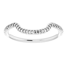 Charger l'image dans la galerie, Sterling Silver Band for 13 x 13 mm Cushion
