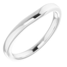 Charger l'image dans la galerie, Sterling Silver 7 mm Cushion Band
