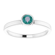 Charger l'image dans la galerie, Sterling Silver Imitation Alexandrite Ring
