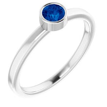 Charger l'image dans la galerie, Sterling Silver Imitation Blue Sapphire Ring
