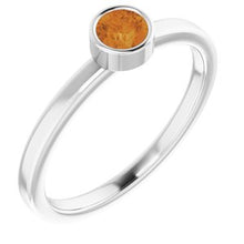 Charger l'image dans la galerie, Sterling Silver Imitation Citrine Ring
