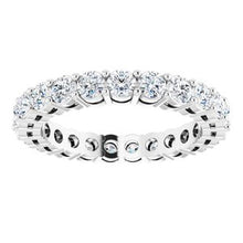 Charger l&#39;image dans la galerie, 14K White 1 3/8 CTW Diamond Eternity Band Taille 5
