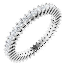 Charger l&#39;image dans la galerie, Platinum 9/10 CTW Diamond Eternity Band Taille 7
