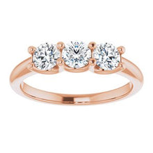 Charger l&#39;image dans la galerie, 14K Rose 4.1 mm rond 3/4 CTW Diamond Anniversary Band
